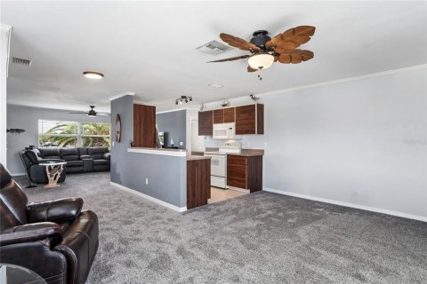 Casa en venta en Hudson, Florida, 2 dormitorios, 108.79 m2 № 2151284 - foto 9