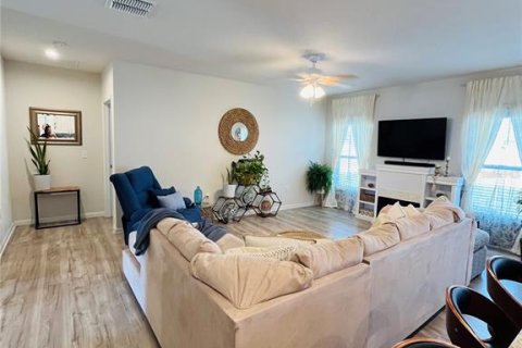 Villa ou maison à vendre à Winter Haven, Floride: 3 chambres, 132.94 m2 № 1716929 - photo 4