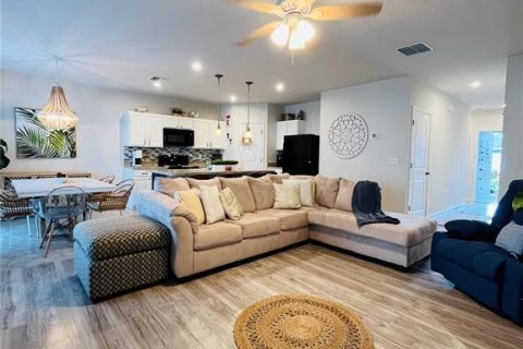 Villa ou maison à vendre à Winter Haven, Floride: 3 chambres, 132.94 m2 № 1716929 - photo 6
