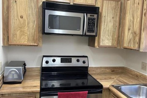 Снять в аренду кондоминиум в Орландо, Флорида 3 комнаты, 93.09м2, № 1806971 - фото 5