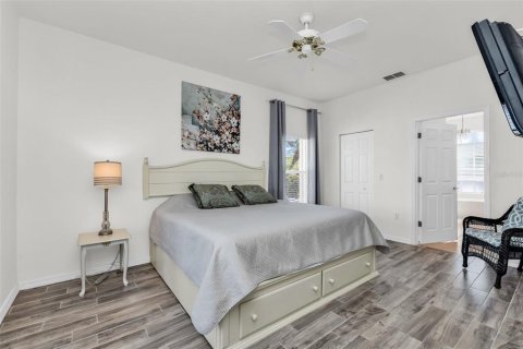 Villa ou maison à vendre à Punta Gorda, Floride: 3 chambres, 164.16 m2 № 2433066 - photo 11