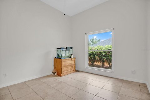House in Oviedo, Florida 4 bedrooms, 223.43 sq.m. № 2215347 - photo 17