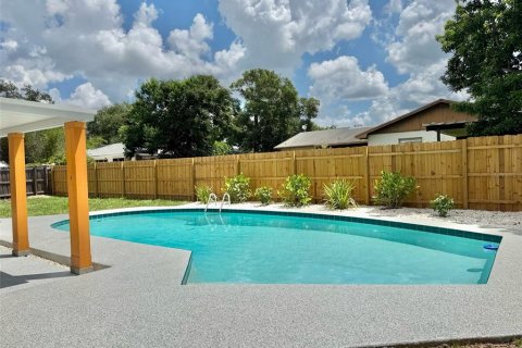 Casa en venta en Brandon, Florida, 4 dormitorios, 167.41 m2 № 1910020 - foto 23