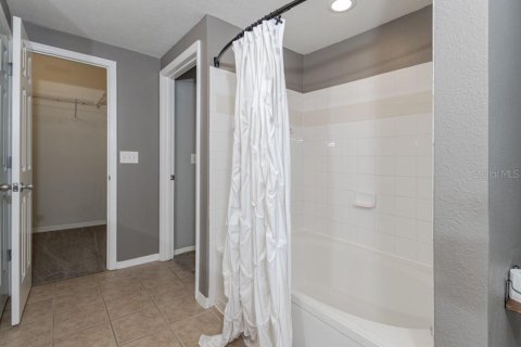Condominio en venta en Tampa, Florida, 1 dormitorio, 96.99 m2 № 1723908 - foto 6