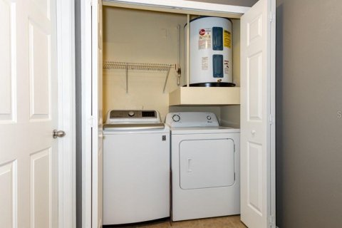 Condominio en venta en Tampa, Florida, 1 dormitorio, 96.99 m2 № 1723908 - foto 8