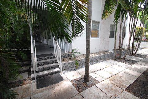 Apartment in Miami Beach, Florida 44.87 sq.m. № 1952519 - photo 4