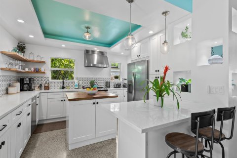 House in Fort Lauderdale, Florida 3 bedrooms, 128.21 sq.m. № 2365330 - photo 11