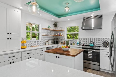 House in Fort Lauderdale, Florida 3 bedrooms, 128.21 sq.m. № 2365330 - photo 12