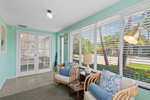 House in Fort Lauderdale, Florida 3 bedrooms, 128.21 sq.m. № 2365330 - photo 19