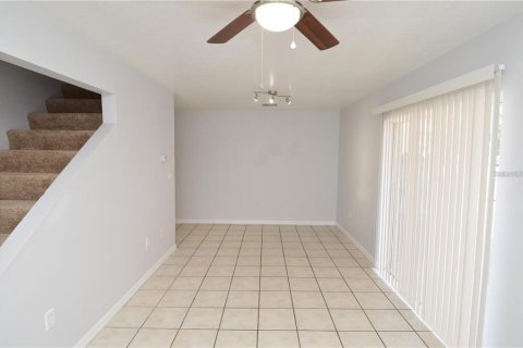 Townhouse in Tampa, Florida 2 bedrooms, 96.06 sq.m. № 1905340 - photo 6