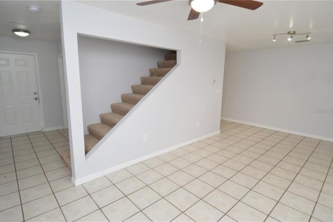Townhouse in Tampa, Florida 2 bedrooms, 96.06 sq.m. № 1905340 - photo 8