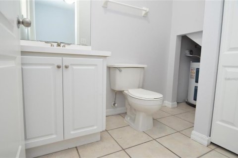 Townhouse in Tampa, Florida 2 bedrooms, 96.06 sq.m. № 1905340 - photo 5