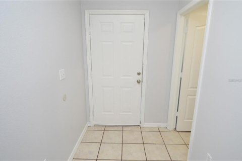 Townhouse in Tampa, Florida 2 bedrooms, 96.06 sq.m. № 1905340 - photo 3