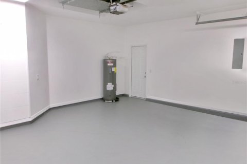 Casa en venta en Zephyrhills, Florida, 4 dormitorios, 199 m2 № 2222818 - foto 14