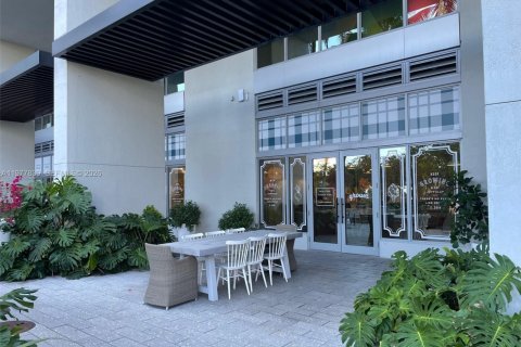 Condo in Miami Beach, Florida, 1 bedroom  № 2044594 - photo 24