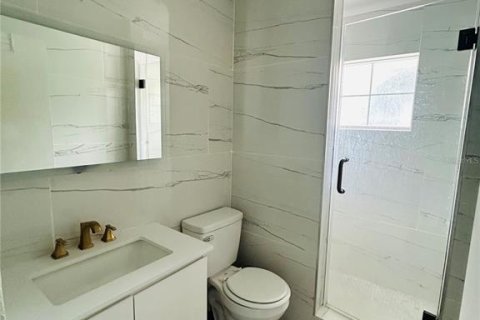 Copropriété à louer à Sarasota, Floride: 2 chambres, 67.63 m2 № 1540127 - photo 14