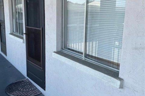 Copropriété à louer à Sarasota, Floride: 2 chambres, 67.63 m2 № 1540127 - photo 4