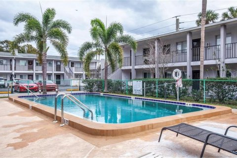 Copropriété à louer à Sarasota, Floride: 2 chambres, 67.63 m2 № 1540127 - photo 3