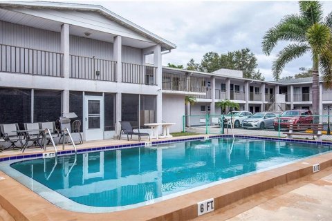 Copropriété à louer à Sarasota, Floride: 2 chambres, 67.63 m2 № 1540127 - photo 2