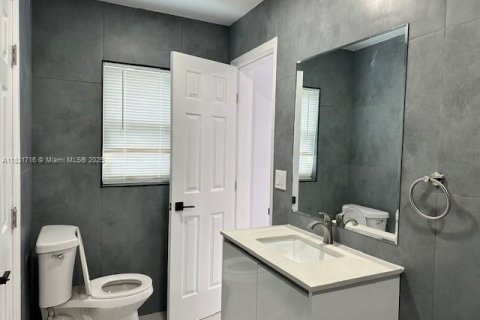 Купить виллу или дом в Дания-Бич, Флорида 6 спален, 251.02м2, № 1935194 - фото 28