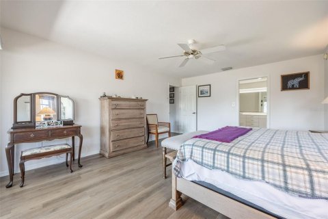 House in Port Charlotte, Florida 3 bedrooms, 190.91 sq.m. № 1866797 - photo 26