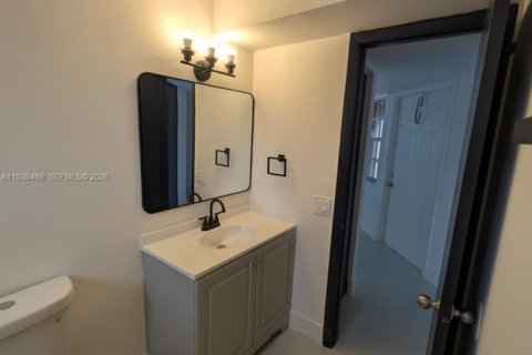 Copropriété à louer à Pembroke Pines, Floride: 3 chambres, 104.52 m2 № 1997446 - photo 11