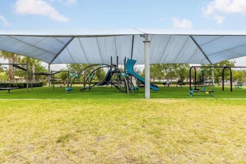 Touwnhouse à vendre à Tamarac, Floride: 2 chambres, 107.3 m2 № 2402644 - photo 27