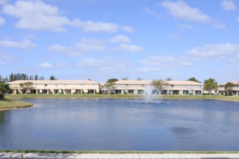 Touwnhouse à vendre à Tamarac, Floride: 2 chambres, 107.3 m2 № 2402644 - photo 29