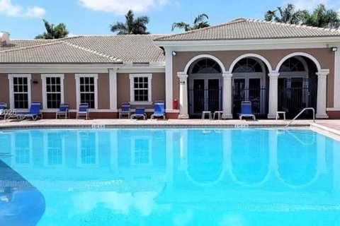 Touwnhouse à vendre à Tamarac, Floride: 2 chambres, 107.3 m2 № 2402644 - photo 22