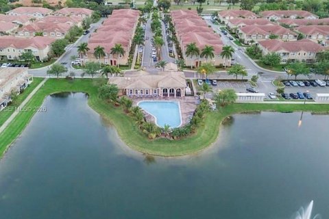 Touwnhouse à vendre à Tamarac, Floride: 2 chambres, 107.3 m2 № 2402644 - photo 17