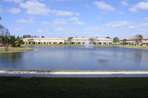 Touwnhouse à vendre à Tamarac, Floride: 2 chambres, 107.3 m2 № 2402644 - photo 28