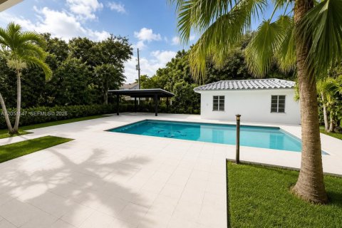 Villa ou maison à Biscayne Park, Floride 3 chambres № 2262787