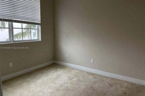 Adosado en alquiler en Miramar, Florida, 3 dormitorios, 178.28 m2 № 1974887 - foto 12