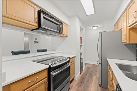 Condo in Daytona Beach, Florida, 2 bedrooms  № 1578278 - photo 15