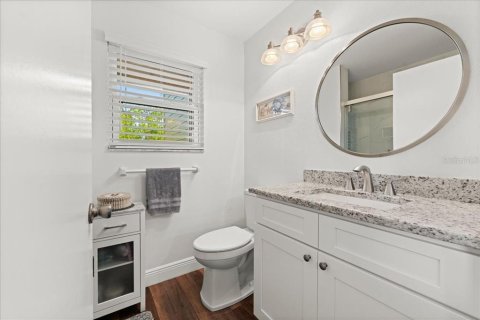 Condo in Daytona Beach, Florida, 2 bedrooms  № 1578278 - photo 23