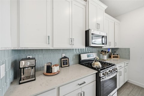 Casa en venta en Loxahatchee Groves, Florida, 4 dormitorios, 220.46 m2 № 2060554 - foto 30