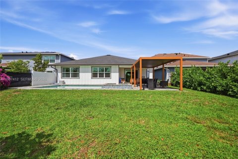 Casa en venta en Loxahatchee Groves, Florida, 4 dormitorios, 220.46 m2 № 2060554 - foto 2