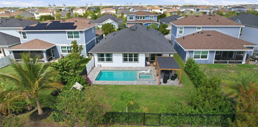 Casa en Loxahatchee Groves, Florida 4 dormitorios, 220.46 m2 № 2060554