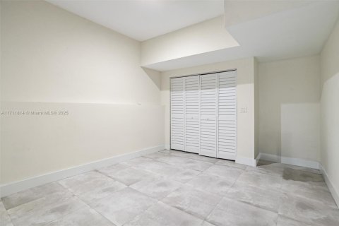 Townhouse in LANDMARK in Doral, Florida 3 bedrooms, 204.38 sq.m. № 1864976 - photo 16