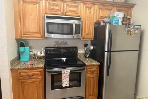 Condo in Lakewood Ranch, Florida, 2 bedrooms  № 1876957 - photo 11