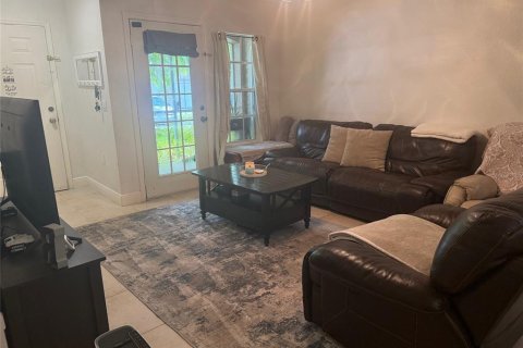 Condo in Lakewood Ranch, Florida, 2 bedrooms  № 1876957 - photo 10
