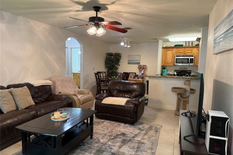 Condo in Lakewood Ranch, Florida, 2 bedrooms  № 1876957 - photo 3