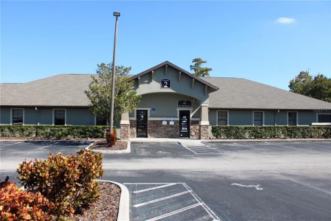 Commercial property in New Port Richey, Florida 450.11 sq.m. № 2195110