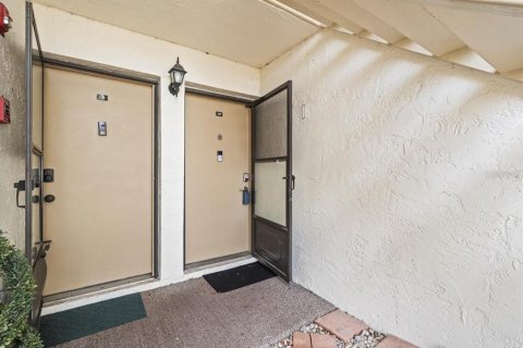 Condo in Oldsmar, Florida, 2 bedrooms  № 1662311 - photo 7