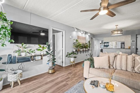 Condo in Oldsmar, Florida, 2 bedrooms  № 1662311 - photo 22
