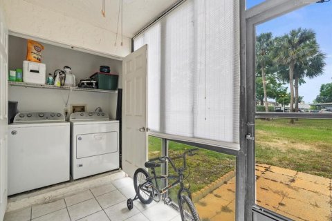 Condo in Oldsmar, Florida, 2 bedrooms  № 1662311 - photo 6