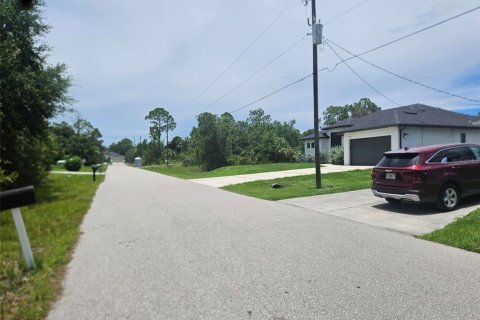 Land in North Port, Florida № 2226424 - photo 2