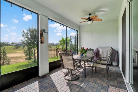 House in Winter Garden, Florida 3 bedrooms, 202.06 sq.m. № 1625212 - photo 4