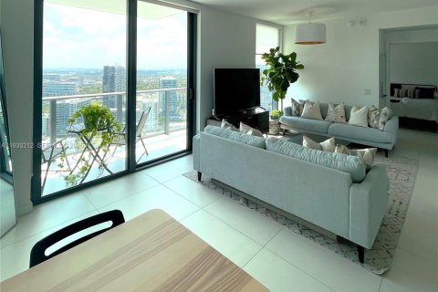Condominio en alquiler en Miami, Florida, 2 dormitorios, 87.7 m2 № 1989022 - foto 18