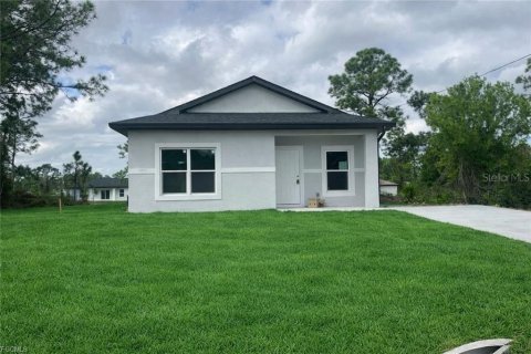 Casa en Lake Placid, Florida 2 dormitorios, 83.24 m2 № 2383759